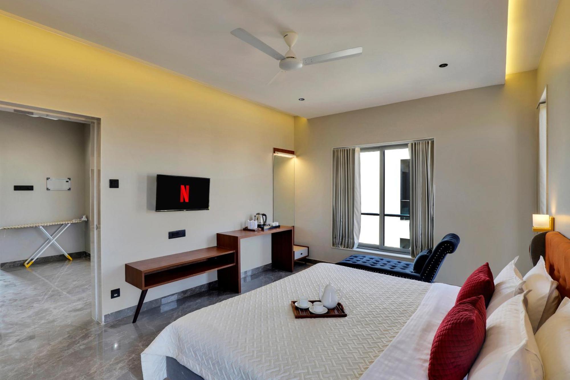 Goverdhan Greens Resort Dwarka L Hotels In Dwarka Eksteriør billede