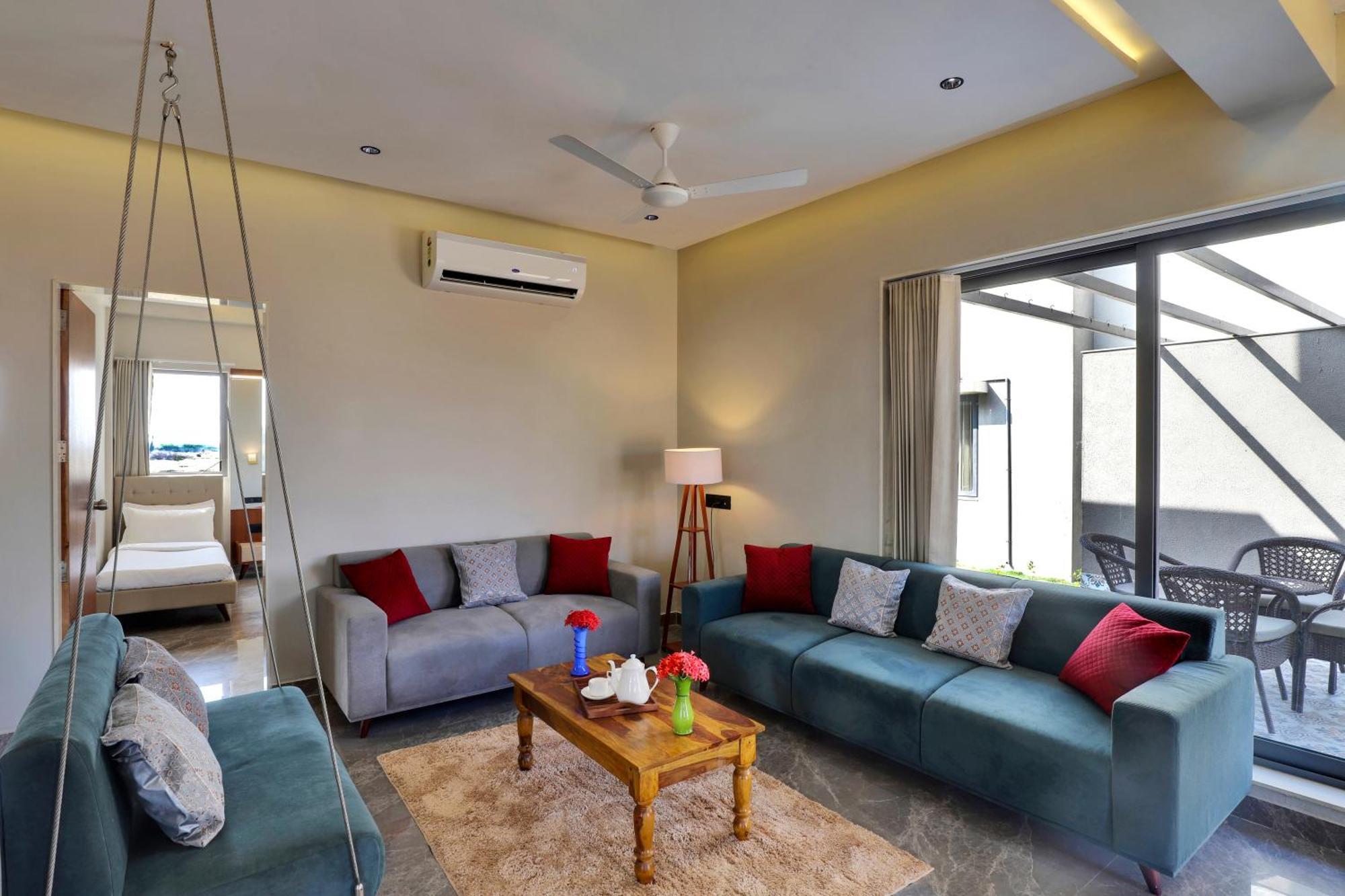 Goverdhan Greens Resort Dwarka L Hotels In Dwarka Eksteriør billede